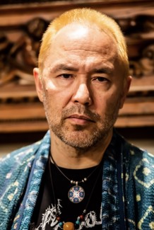 Photo shows headshot of Daniel York Loh